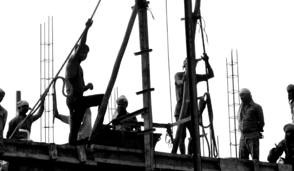A Law Only on Paper: Welfare for Construction Workers